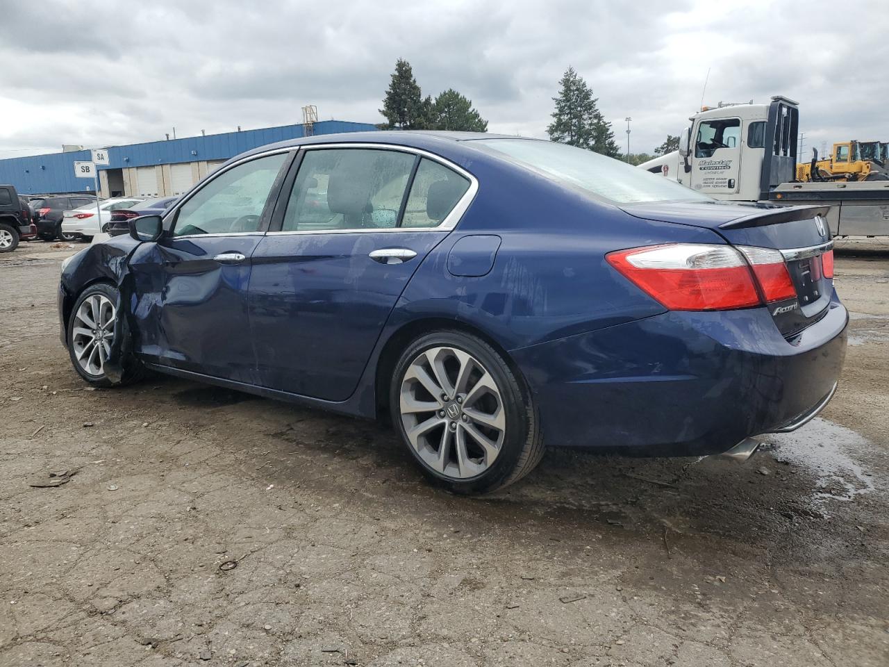 Image 2 of 2015 HONDA ACCORD SPORT 2015 with VIN 1HGCR2F53FA083820