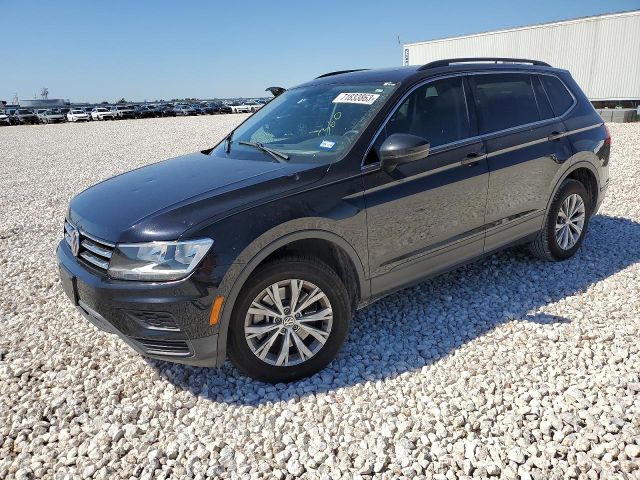 Image 1 of 2019 VOLKSWAGEN TIGUAN SE 2019 with VIN 3VV3B7AXXKM044438