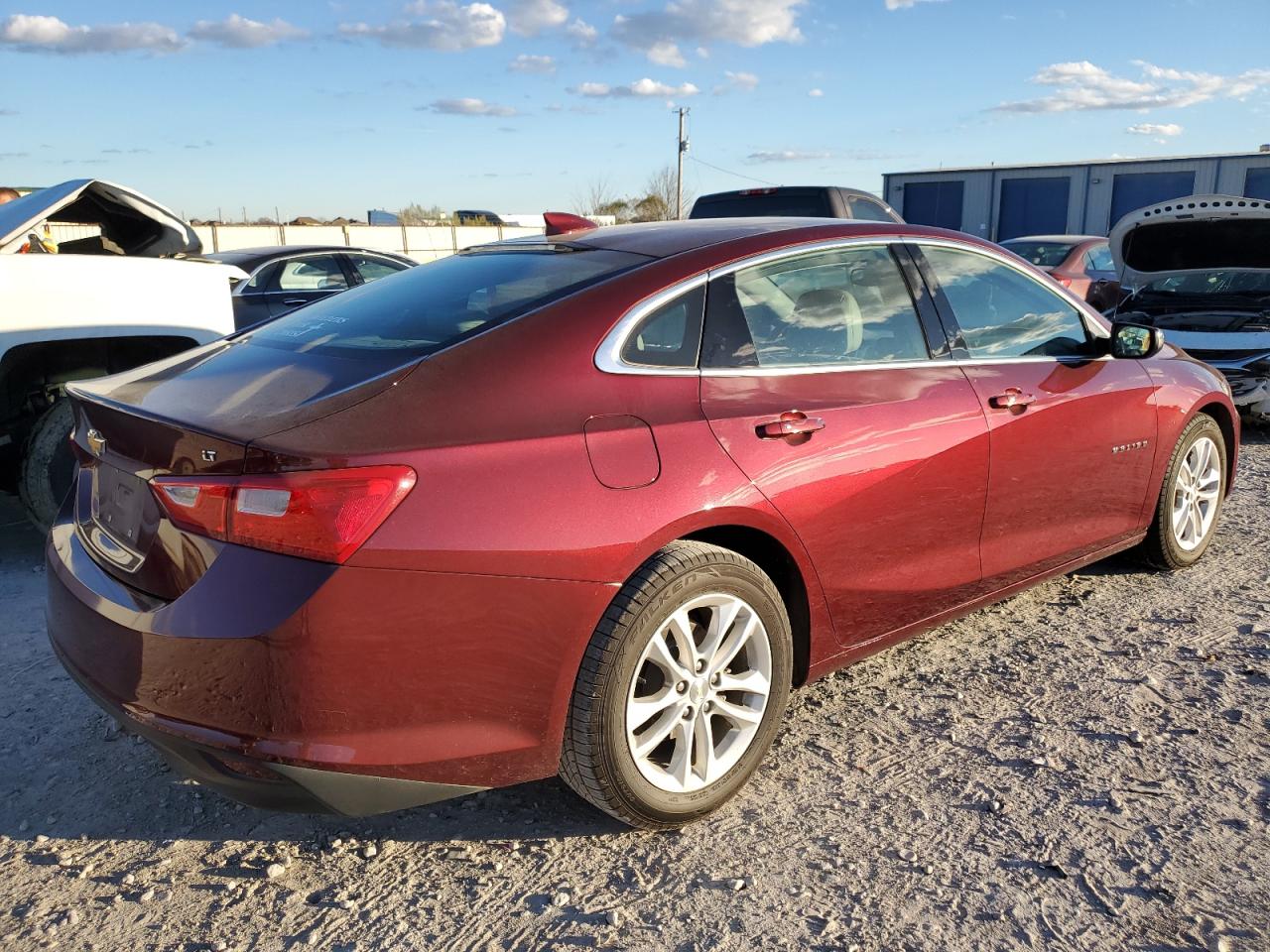 Изображение 3 2016 CHEVROLET MALIBU LT 2016 с VIN 1G1ZE5STXGF324148