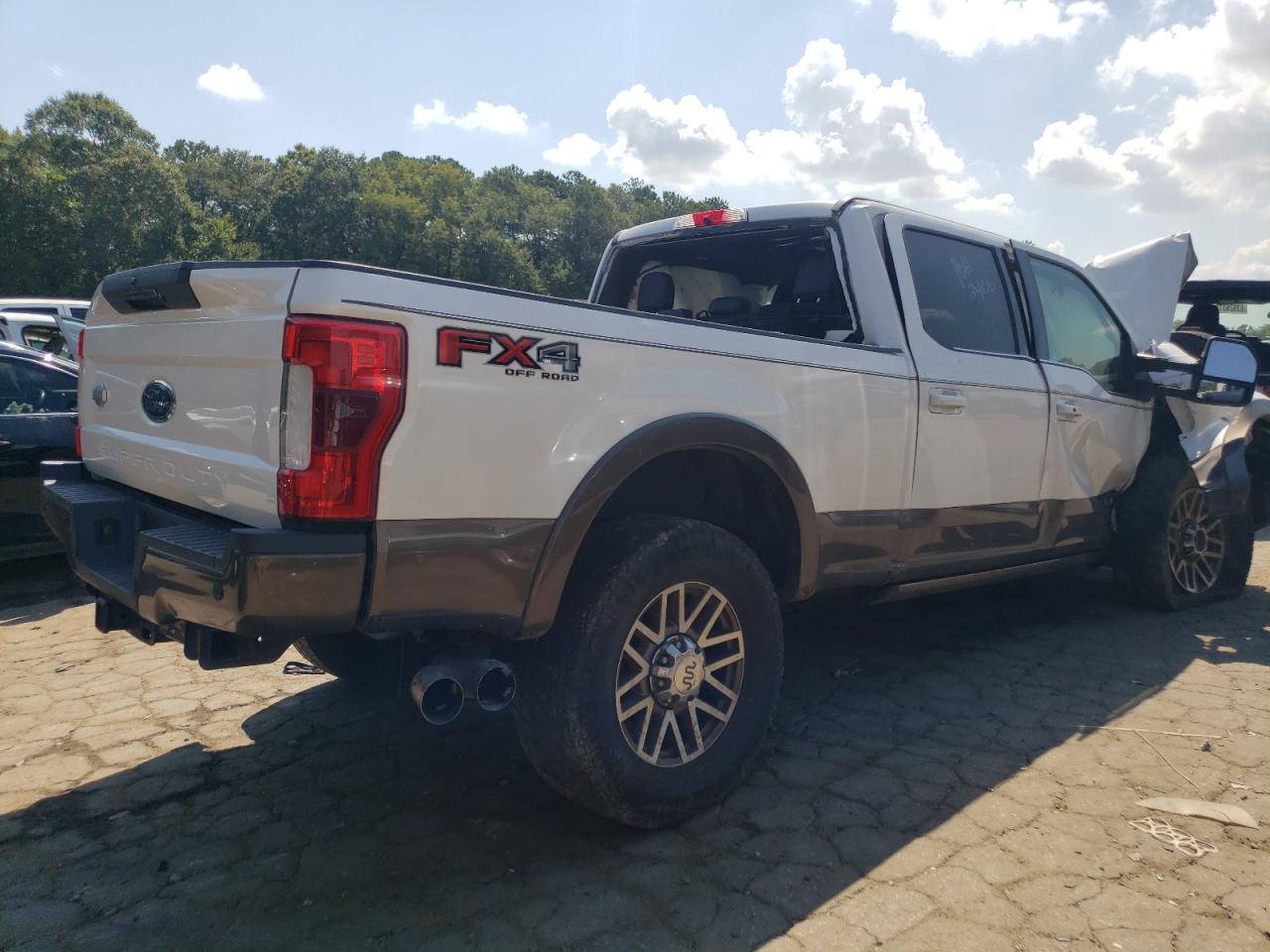 Image 3 of 2017 FORD F250 SUPER DUTY 2017 with VIN 1FT7W2BT7HED64690