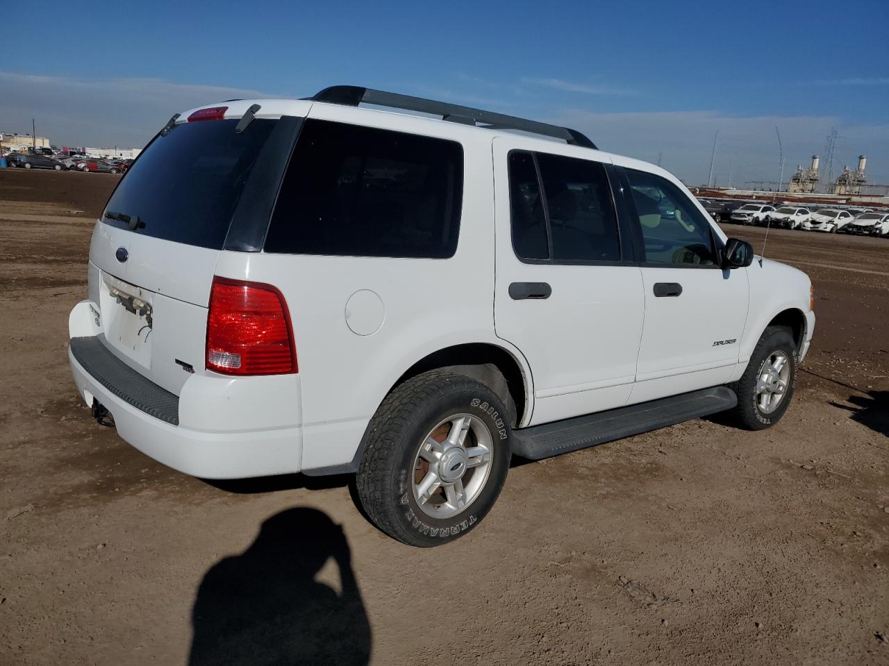 Изображение 3 2005 FORD EXPLORER XLT 2005 с VIN 1FMZU73E75UA89783