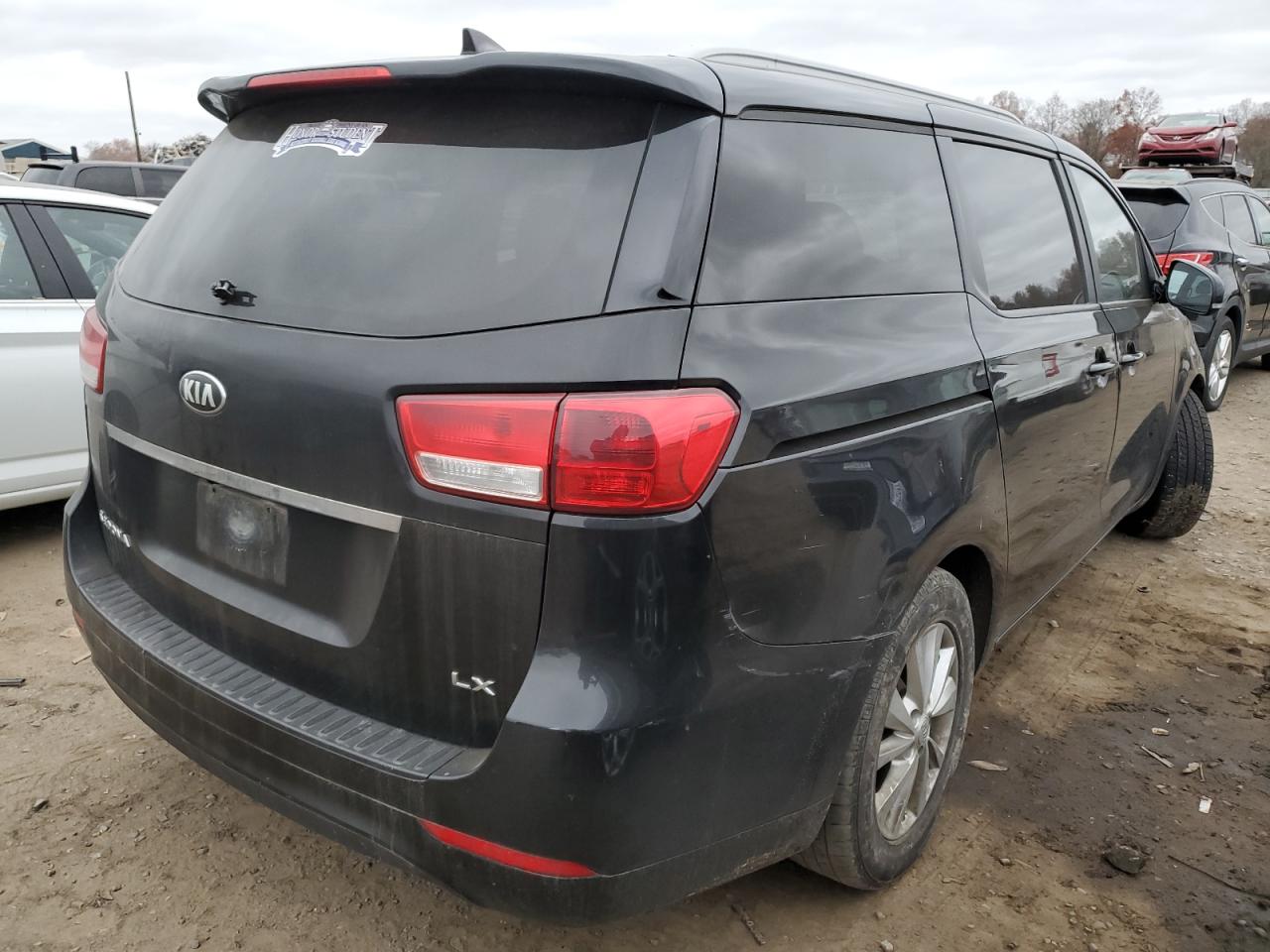 Изображение 3 2015 KIA SEDONA LX 2015 с VIN KNDMB5C11F6046133