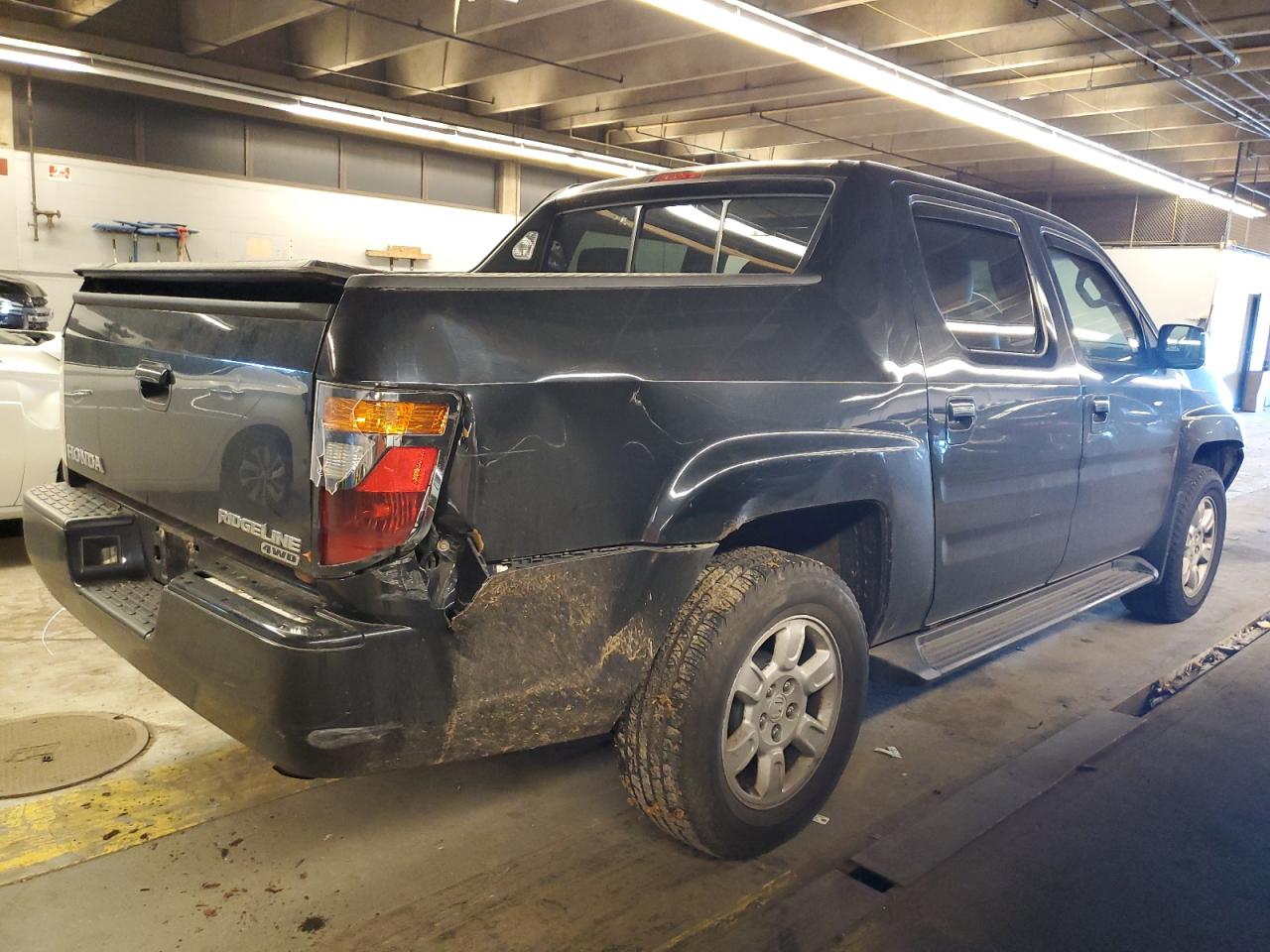 Image 3 of 2006 HONDA RIDGELINE RTL 2006 with VIN 2HJYK16556H519048