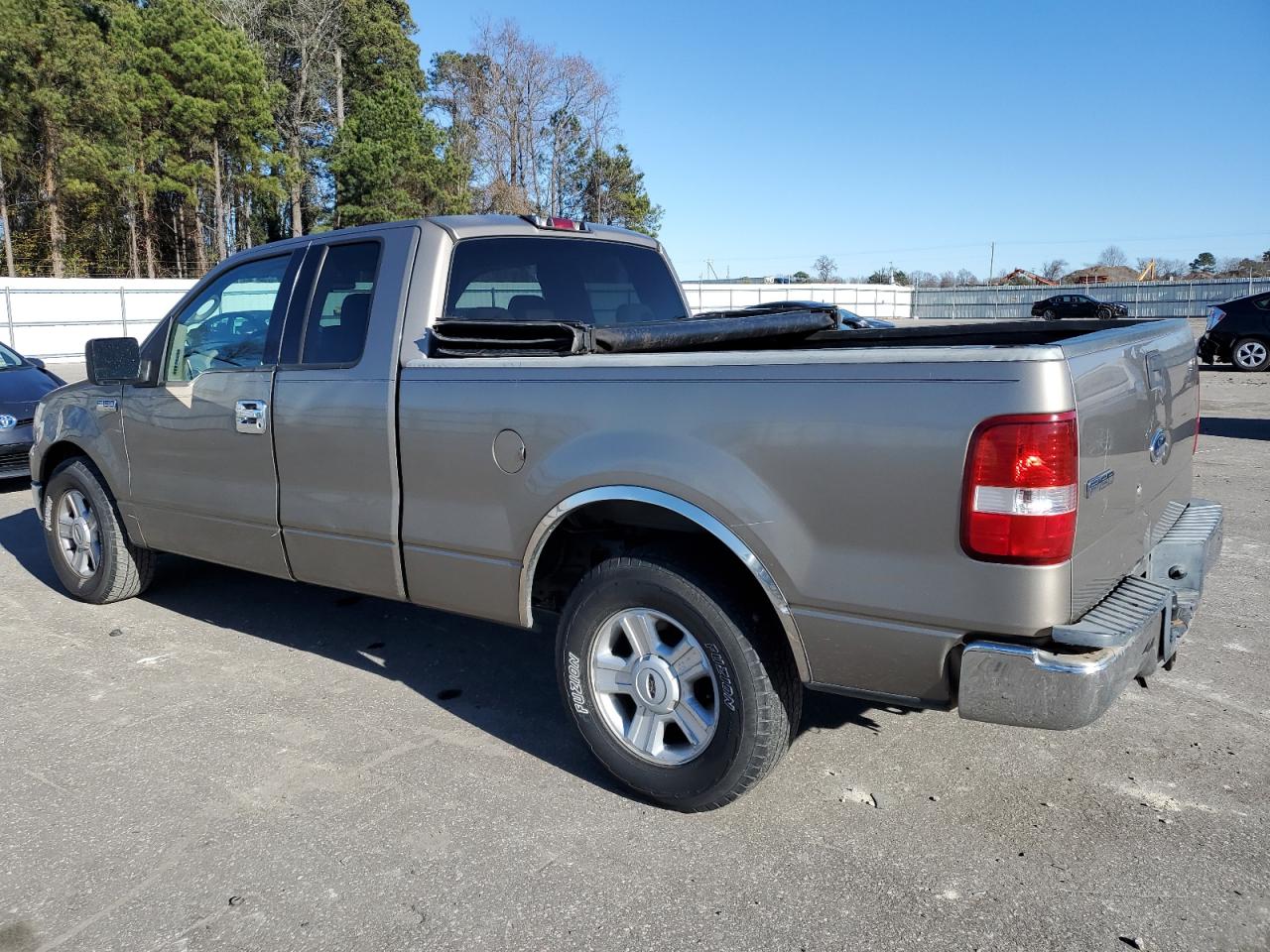 Изображение 2 2004 FORD F150  2004 с VIN 1FTRX12W34NC25595