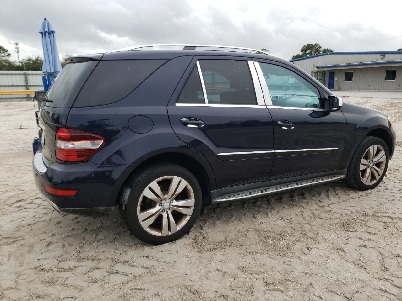 Obraz 3 z 2010 MERCEDES-BENZ ML 350 2010 z VIN 4JGBB5GB7AA601937