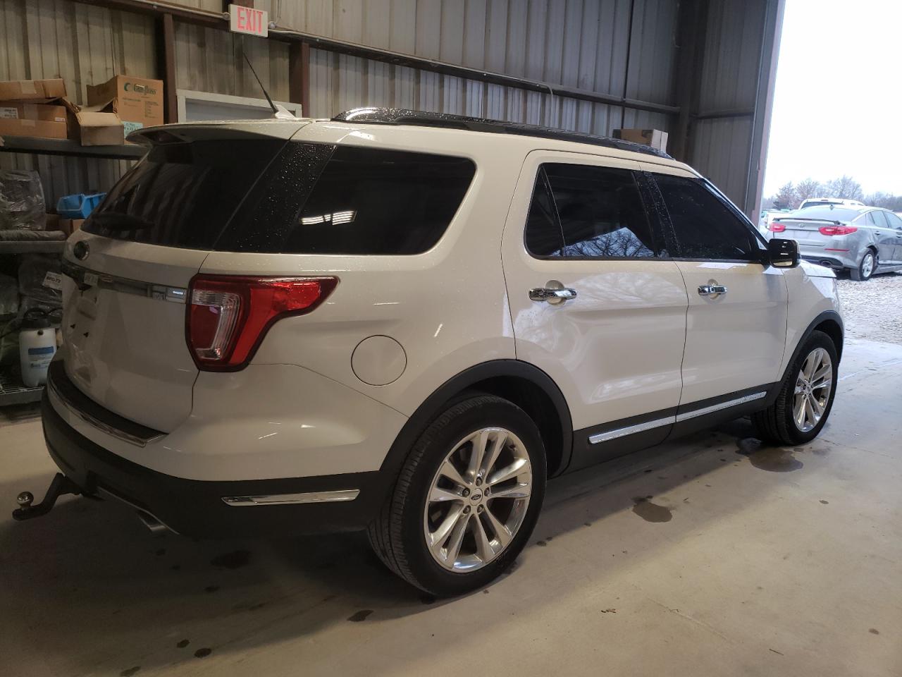 Obraz 3 z 2018 FORD EXPLORER LIMITED 2018 z VIN 1FM5K7F84JGA97844