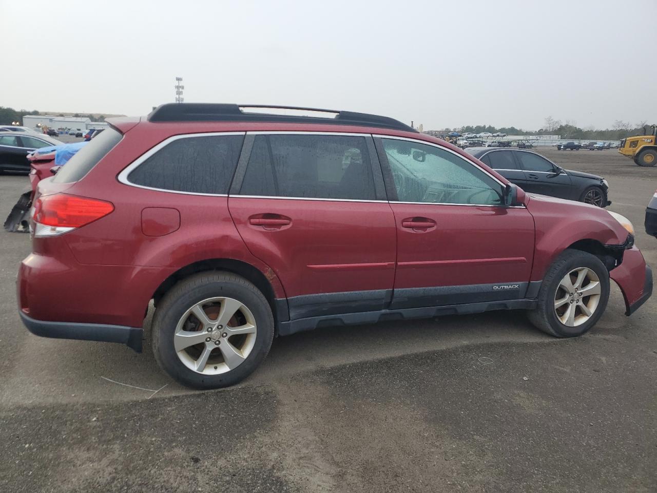 Изображение 3 2013 SUBARU OUTBACK 2.5I LIMITED 2013 с VIN 4S4BRBKC6D3266141