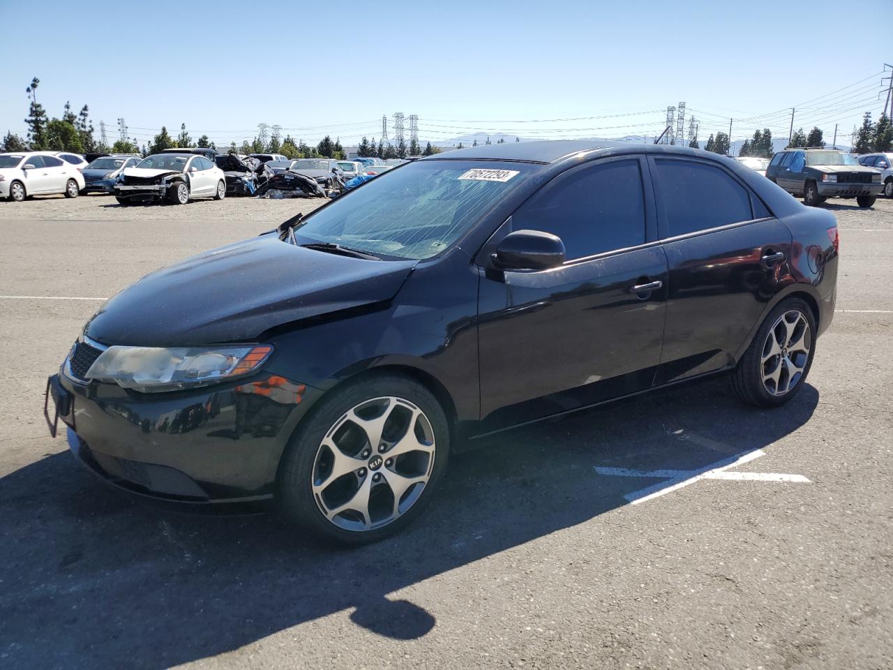Image 1 of 2012 KIA FORTE EX 2012 with VIN KNAFU4A29C5607895