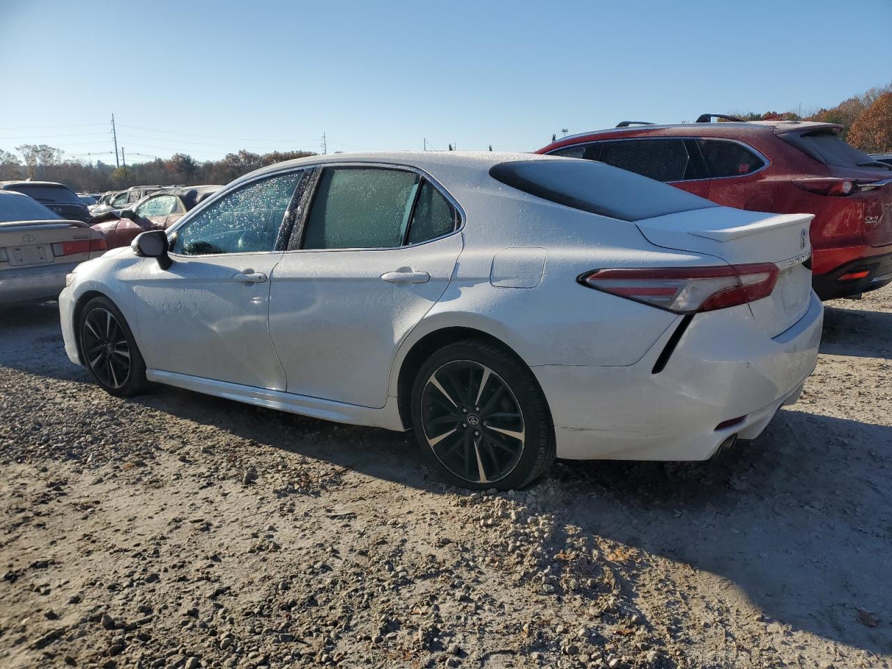 Изображение 2 2018 TOYOTA CAMRY XSE 2018 с VIN 4T1B61HKXJU119733