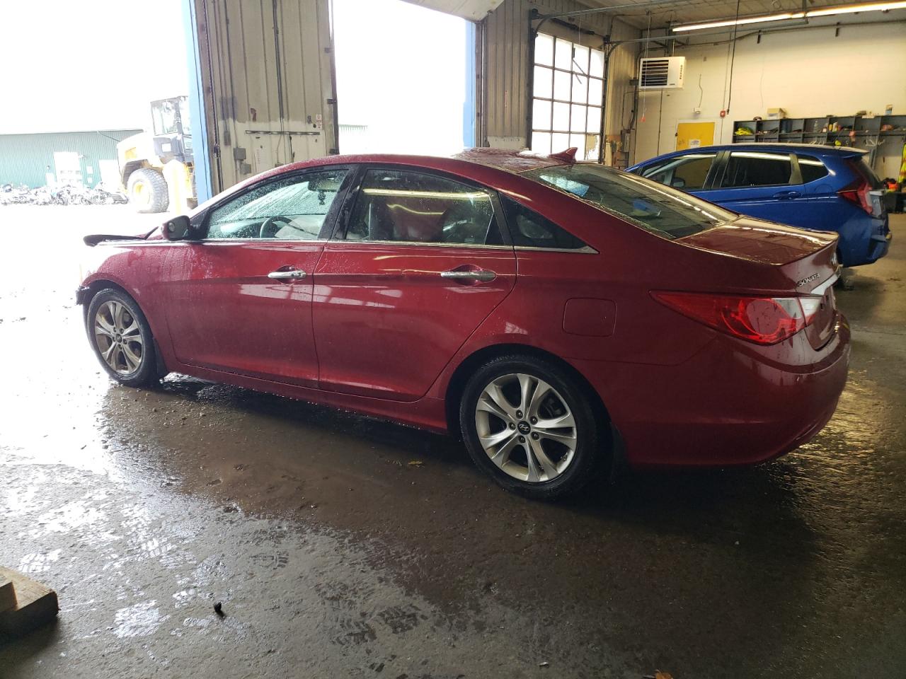 Obraz 2 z 2011 HYUNDAI SONATA SE 2011 z VIN 5NPEC4AC9BH130670