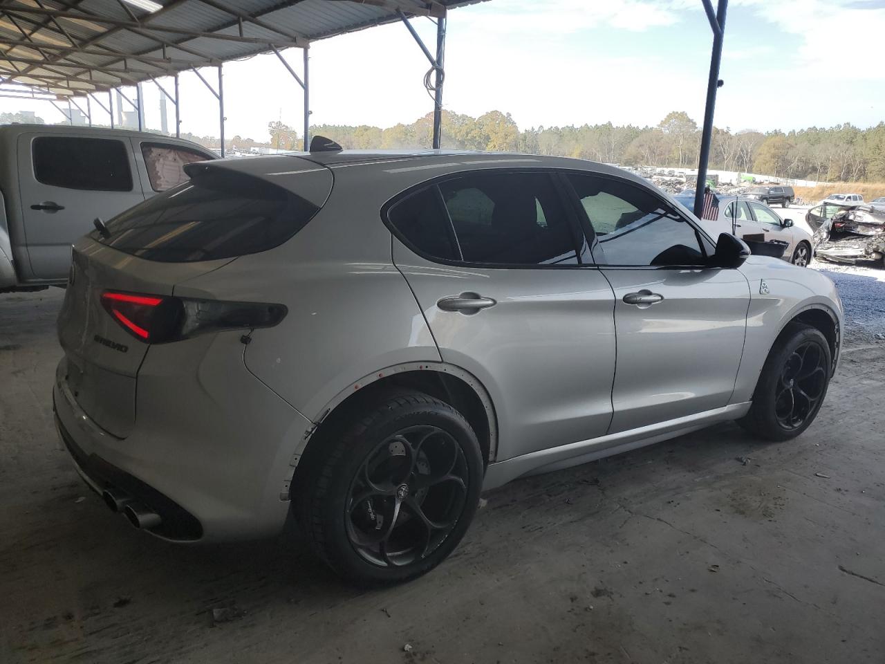 Obraz 3 z 2020 ALFA ROMEO STELVIO QUADRIFOGLIO 2020 z VIN ZASPAKEV8L7C99624