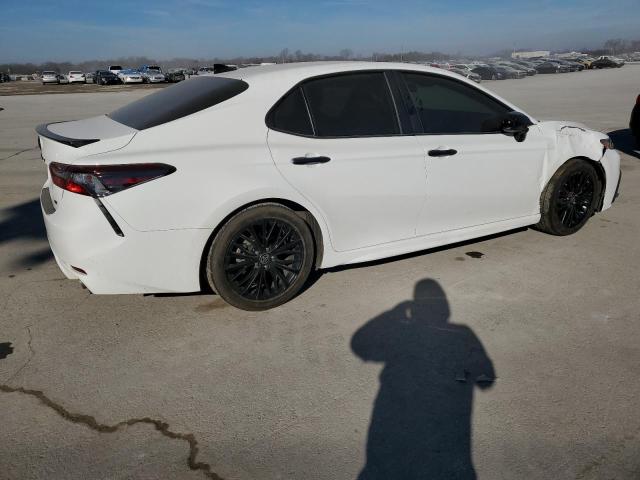 Obraz 3 z 2021 TOYOTA CAMRY SE 2021 z VIN 4T1G11AK6MU455561