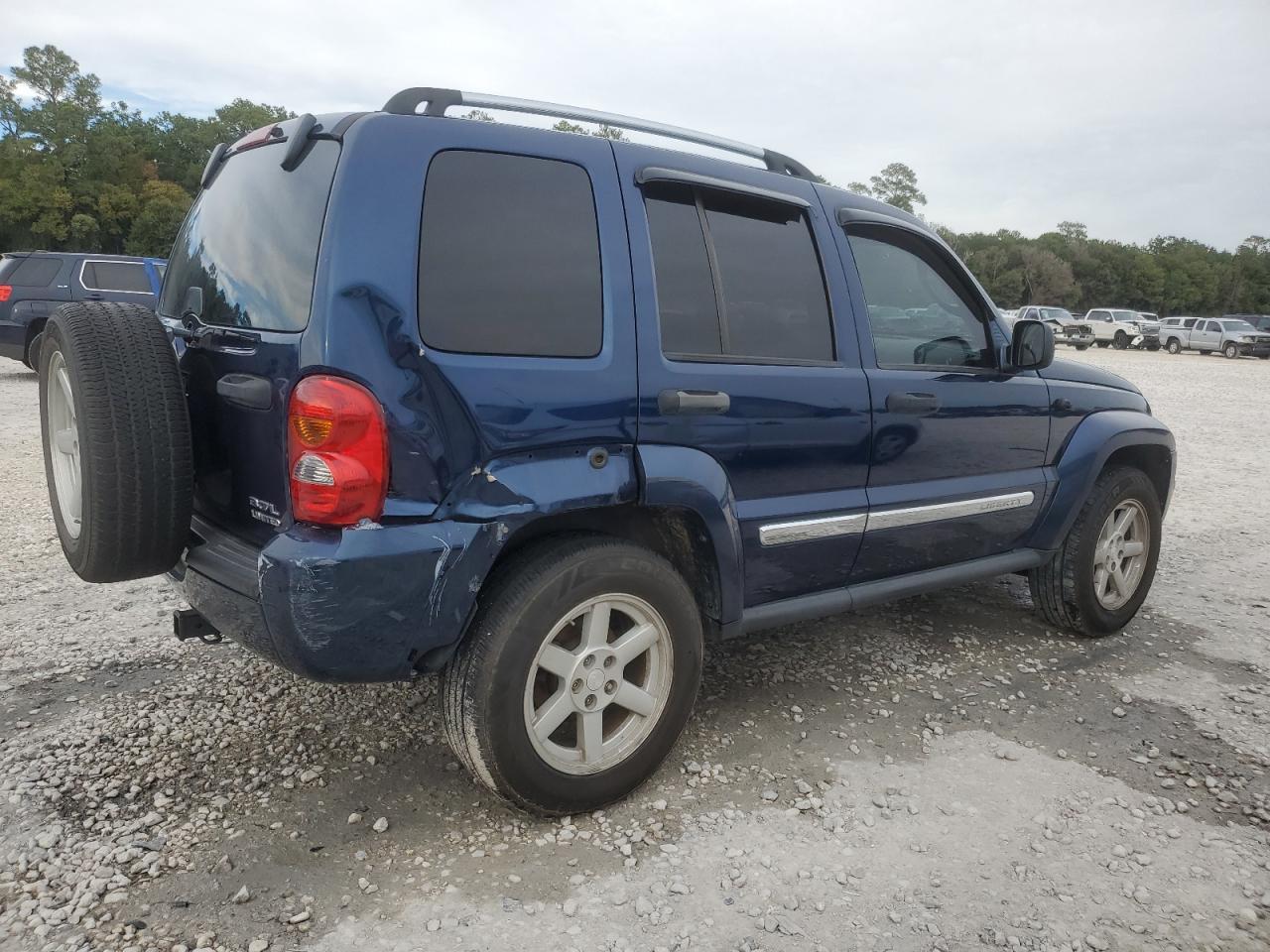 Изображение 3 2005 JEEP LIBERTY LIMITED 2005 с VIN 1J4GK58K75W504068