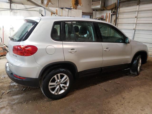 Obraz 3 z 2012 VOLKSWAGEN TIGUAN S 2012 z VIN WVGAV7AX2CW551439