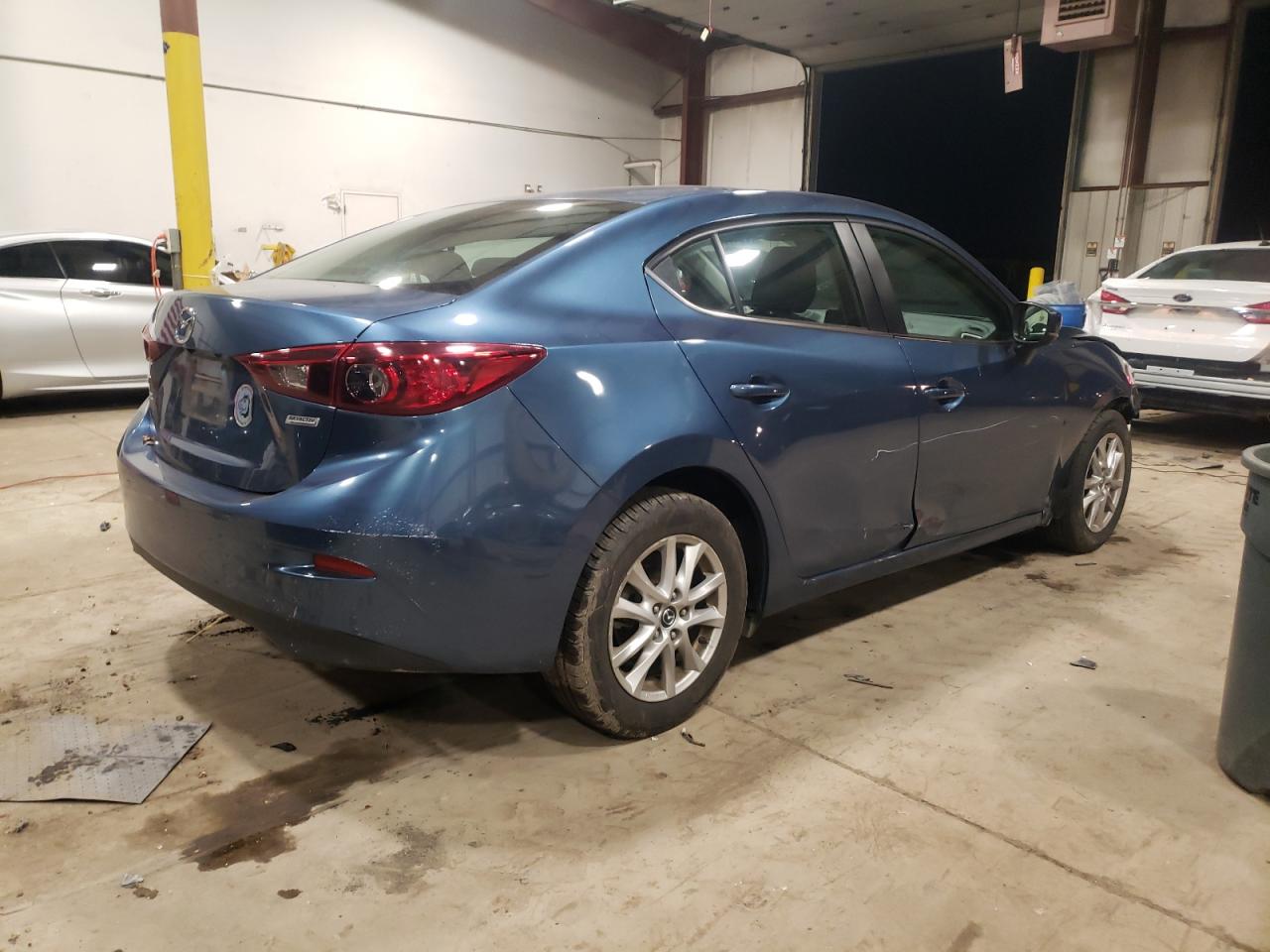 Obraz 3 z 2018 MAZDA 3 SPORT 2018 z VIN 3MZBN1U7XJM274888