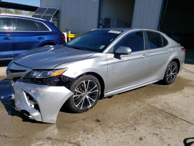 Obraz 1 z 2020 TOYOTA CAMRY SE 2020 z VIN 4T1G11AK1LU944237