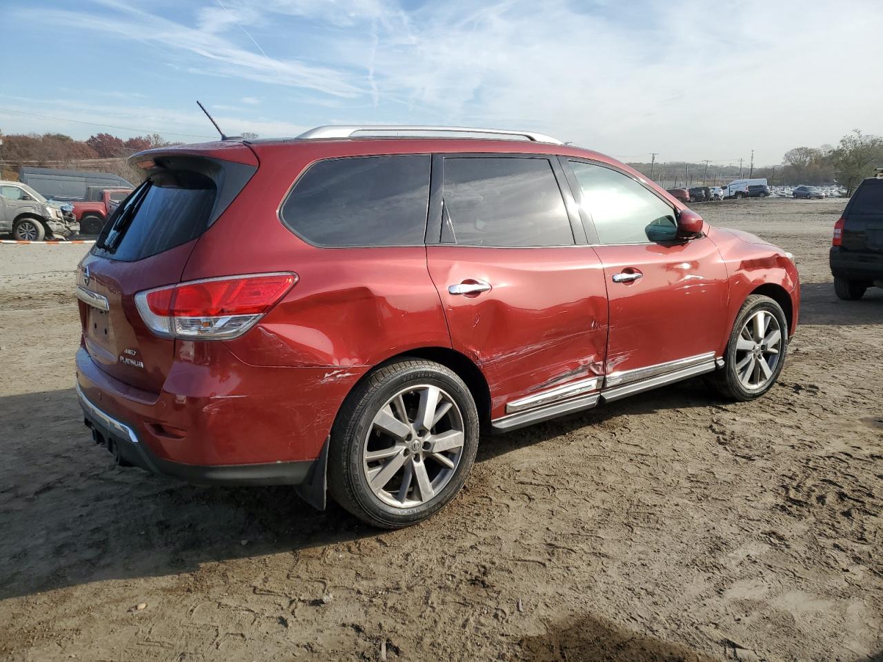Obraz 3 z 2016 NISSAN PATHFINDER S 2016 z VIN 5N1AR2MM9GC616559