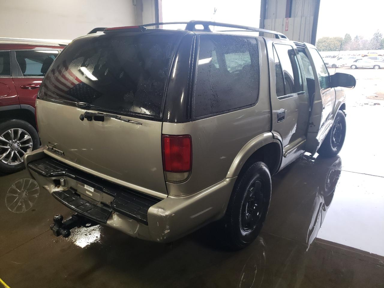 Obraz 3 z 2004 CHEVROLET BLAZER  2004 z VIN 1GNDT13X54K159816