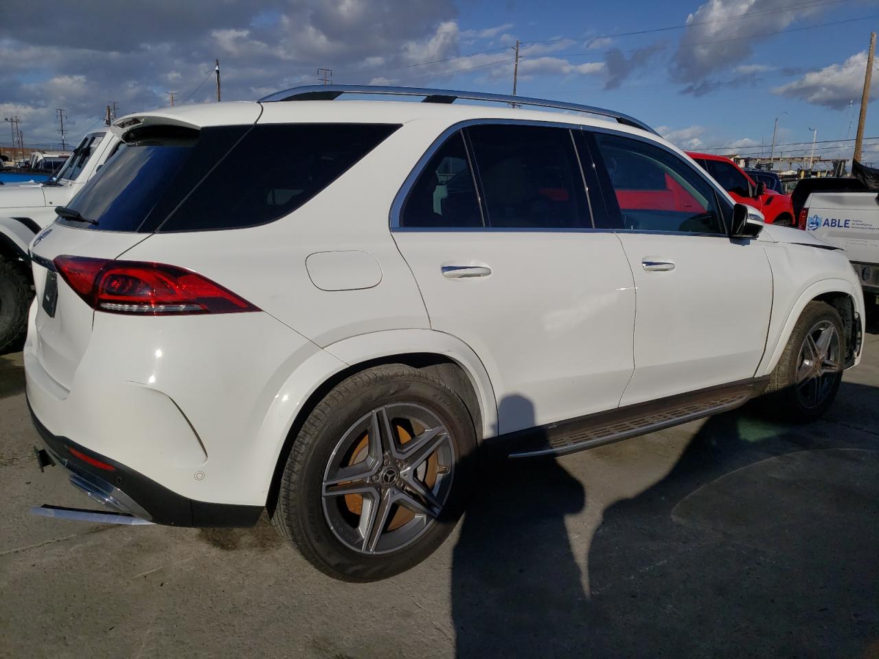 Image 3 of 2020 MERCEDES-BENZ GLE 350 2020 with VIN 4JGFB4JB8LA138195