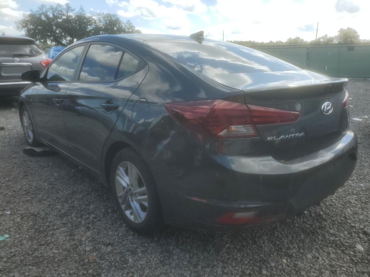 Obraz 2 z 2020 HYUNDAI ELANTRA SEL 2020 z VIN 5NPD84LF2LH598214