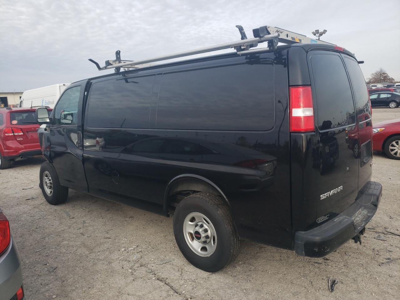 Изображение 2 2022 GMC SAVANA G2500 2022 с VIN 1GTW7AHP2N1250922