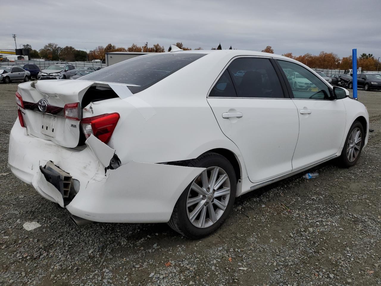 Obraz 3 z 2012 TOYOTA CAMRY SE 2012 z VIN 4T1BK1FK8CU505763