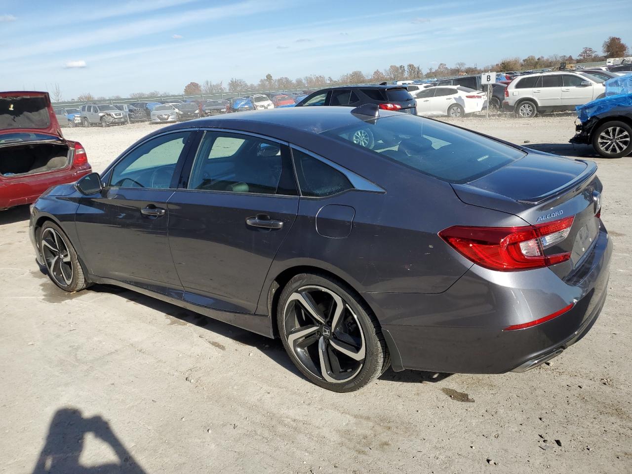 Obraz 2 z 2020 HONDA ACCORD SPORT 2020 z VIN 1HGCV1F36LA059253