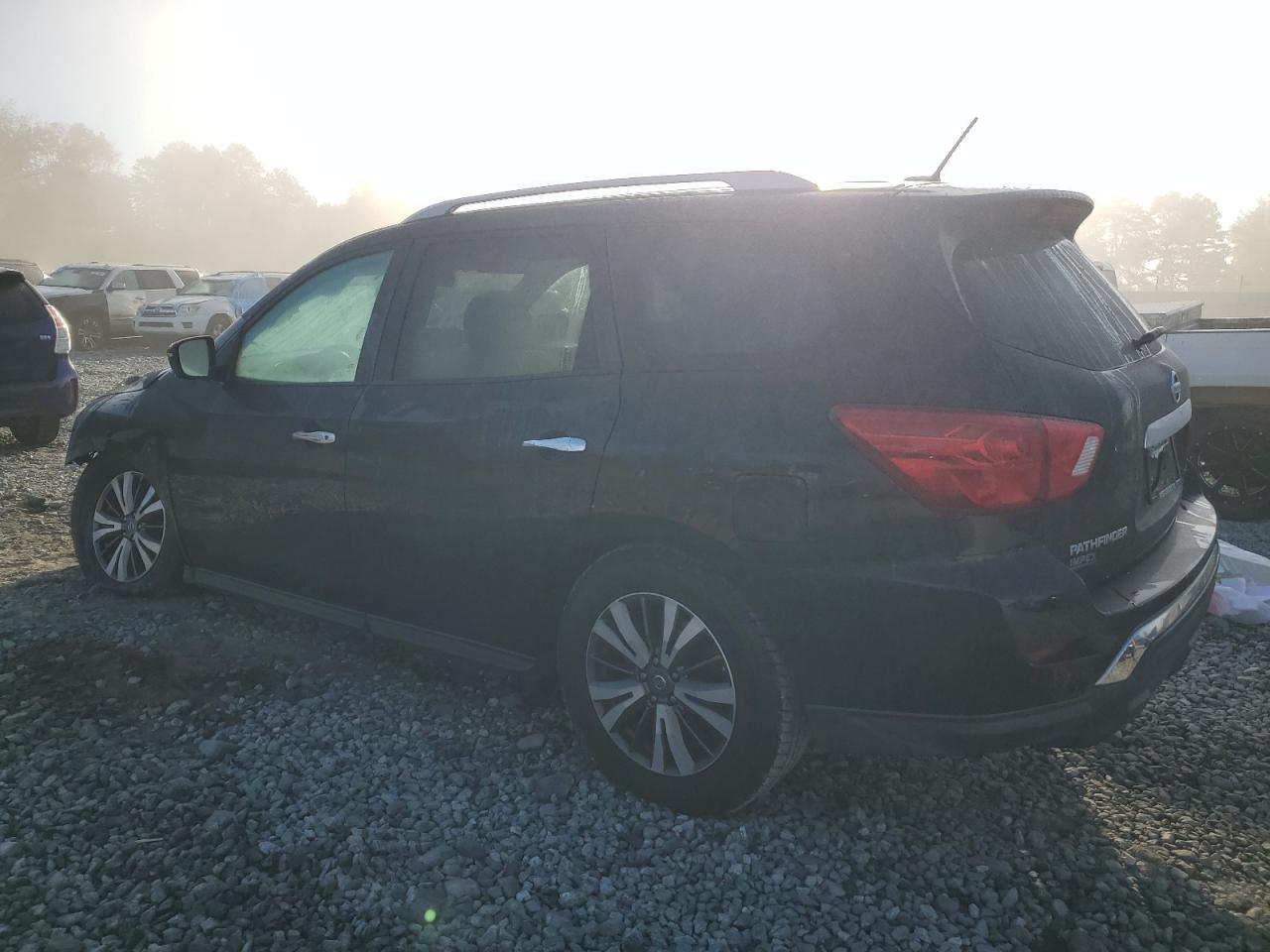 Image 2 of 2018 NISSAN PATHFINDER S 2018 with VIN 5N1DR2MNXJC653486