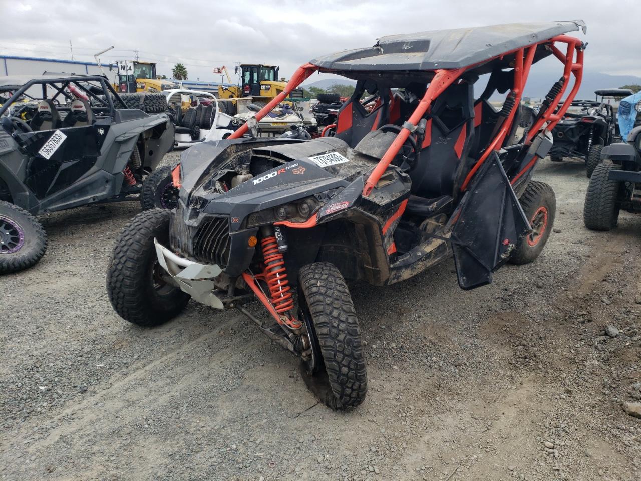 Image 2 of 2017 CAN-AM MAVERICK MAX 1000R TURBO 2017 with VIN 3JBPEAR22HJ000878