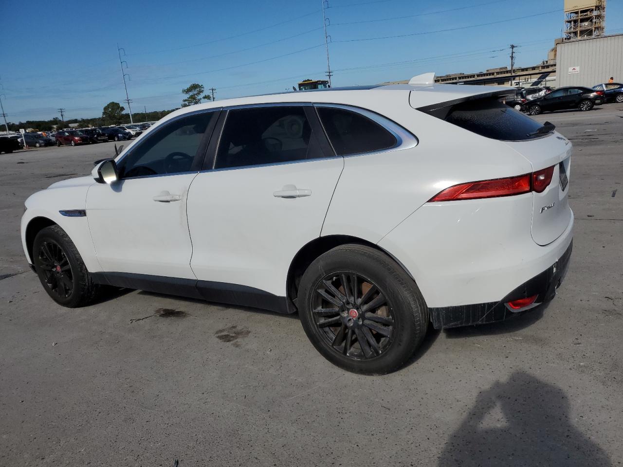 Obraz 2 z 2019 JAGUAR F-PACE PRESTIGE 2019 z VIN SADCK2GX2KA392700