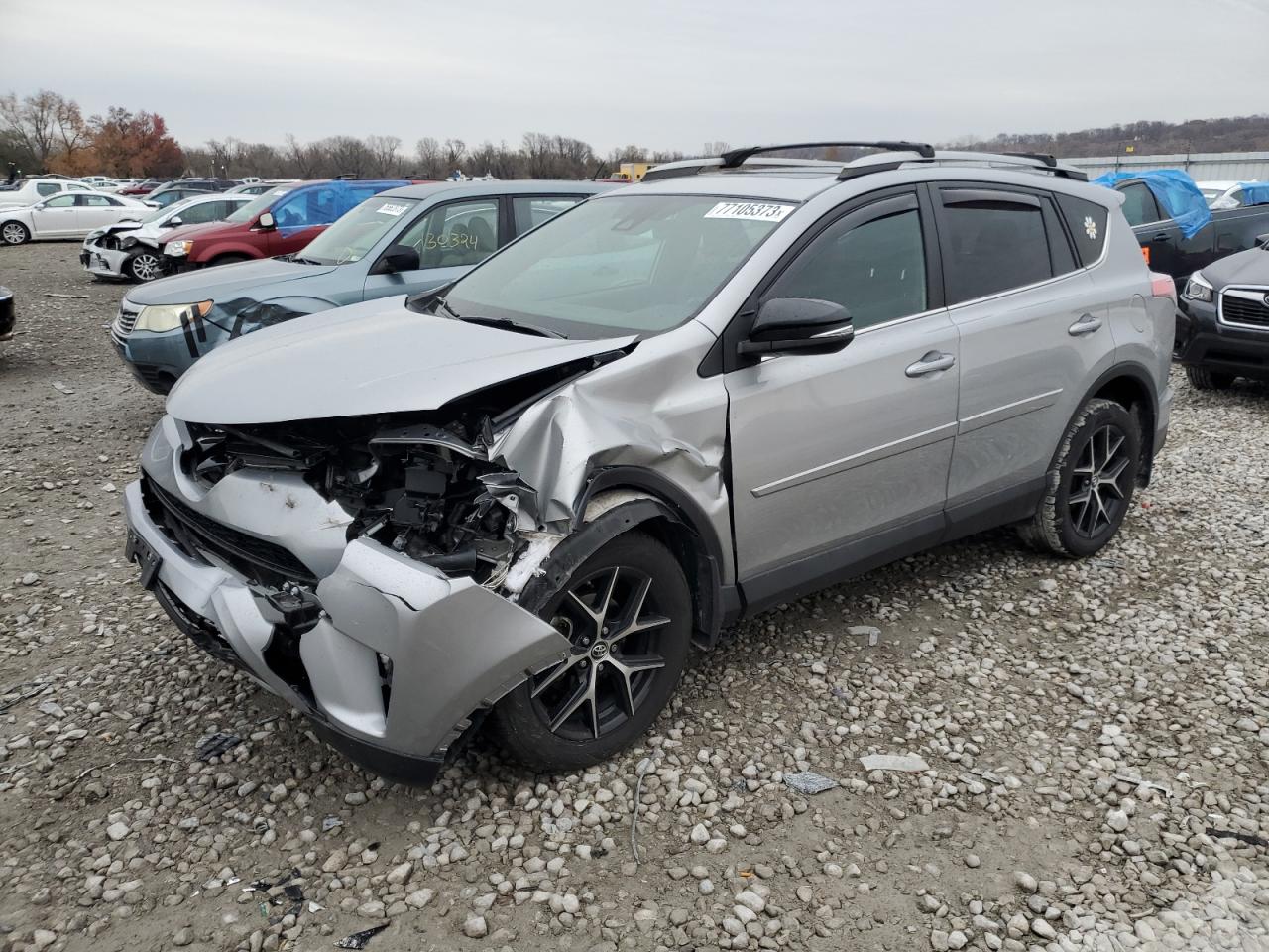 Image 1 of 2018 TOYOTA RAV4 SE 2018 with VIN 2T3JFREVXJW747940