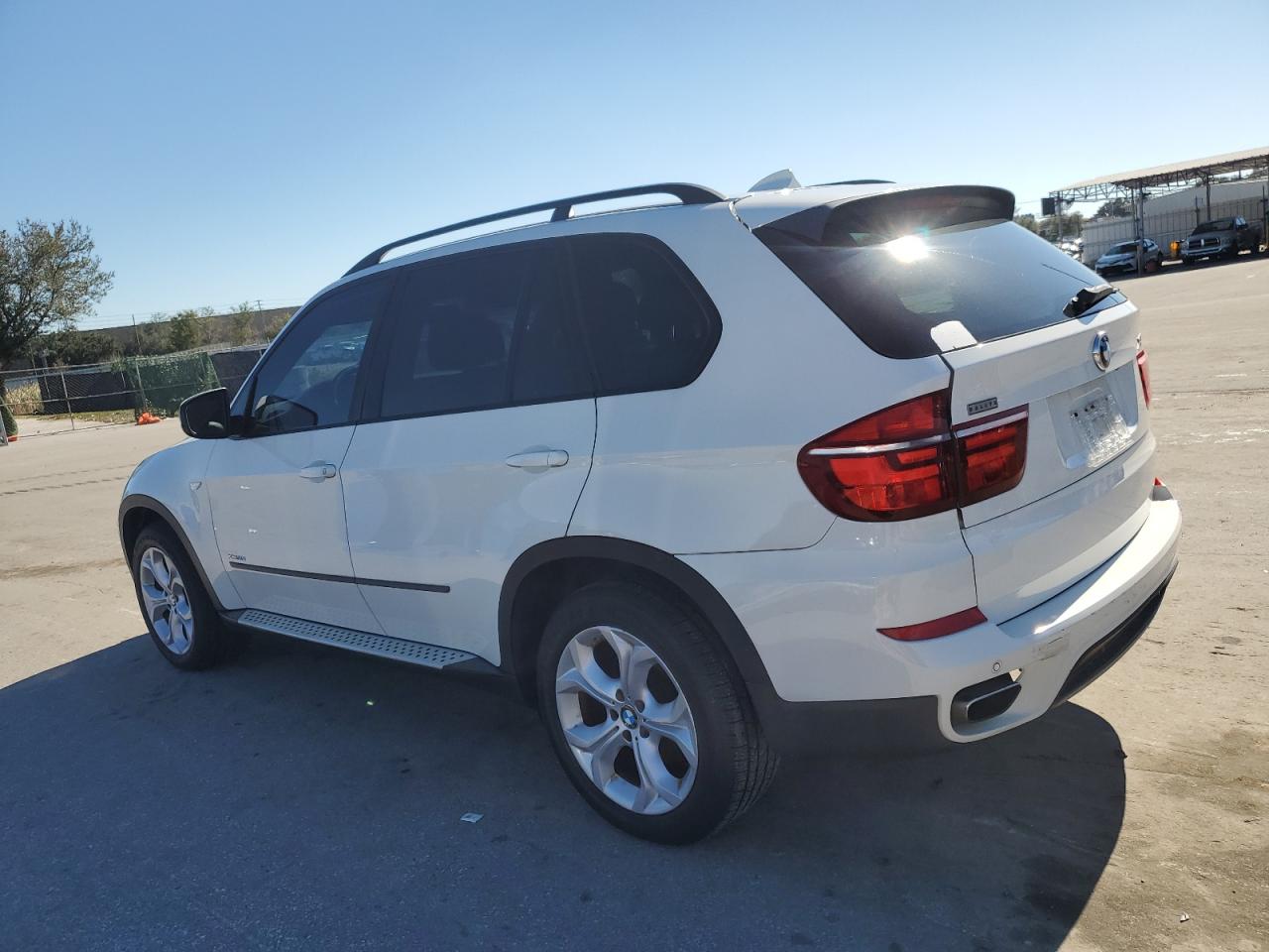 Image 2 of 2011 BMW X5 XDRIVE50I 2011 with VIN 5UXZV8C5XBL420928