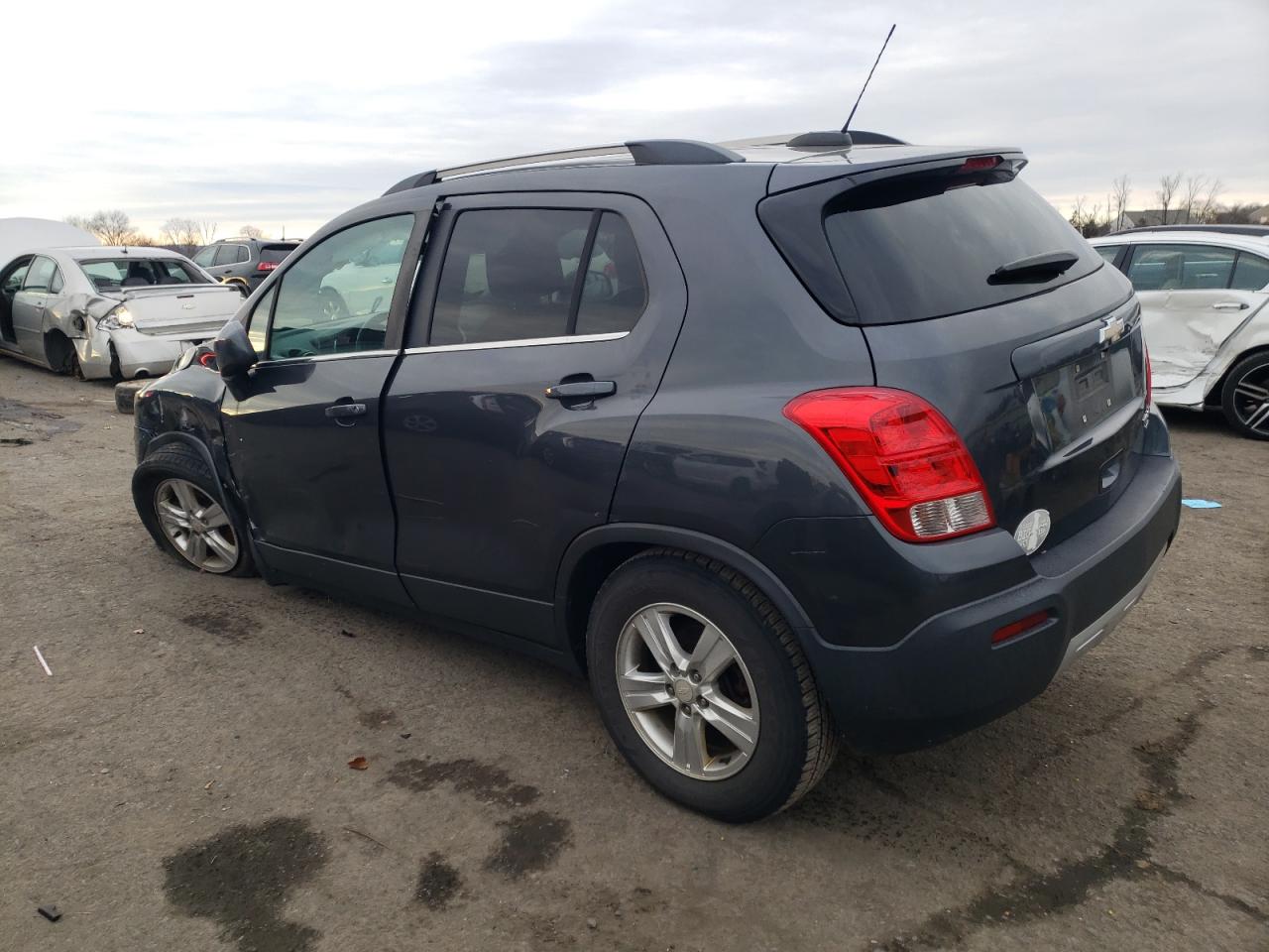 Изображение 2 2016 CHEVROLET TRAX 1LT 2016 с VIN 3GNCJPSB0GL205355