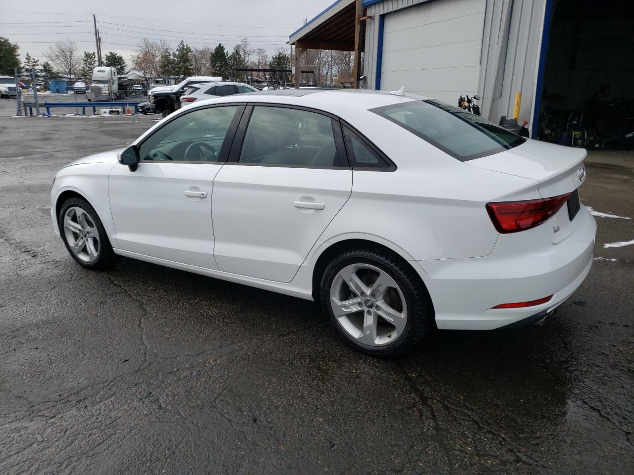 Image 2 of 2018 AUDI A3 PREMIUM 2018 with VIN WAUAUGFF0J1010470