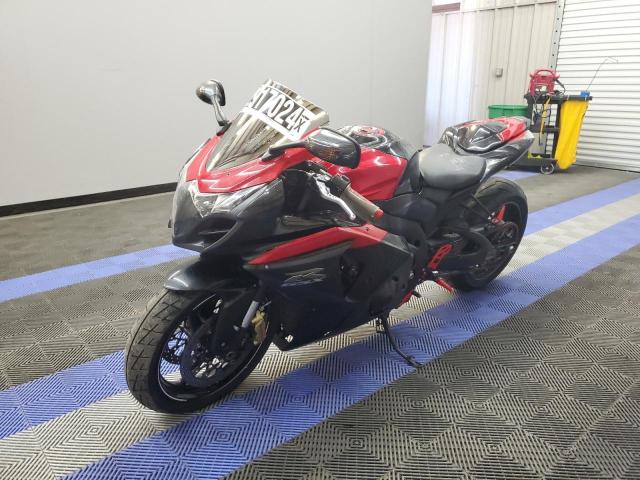 Obraz 2 z 2014 SUZUKI GSX-R1000  2014 z VIN JS1GT78AXE2100060