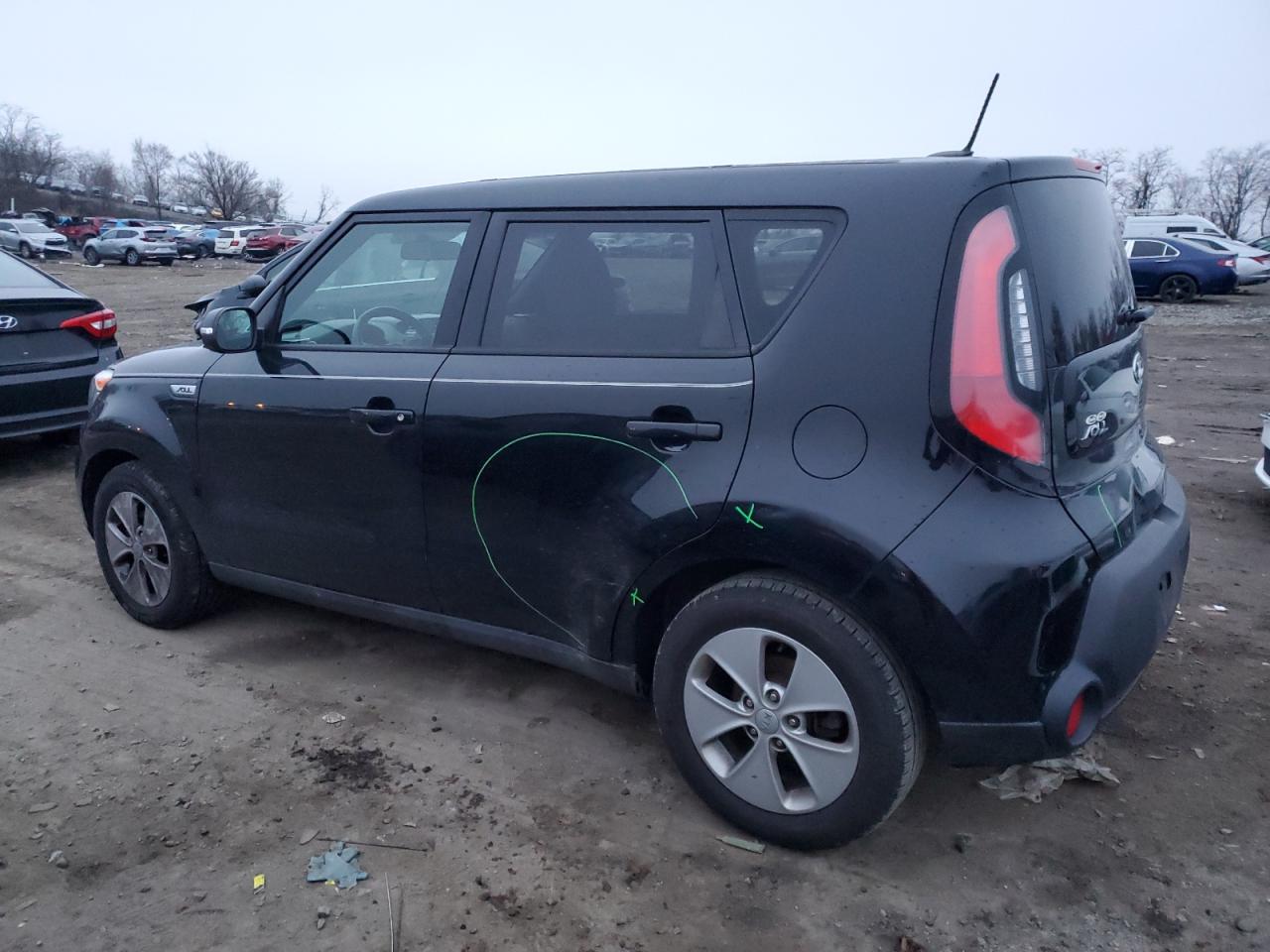 Изображение 2 2016 KIA SOUL  2016 с VIN KNDJN2A22G7386004