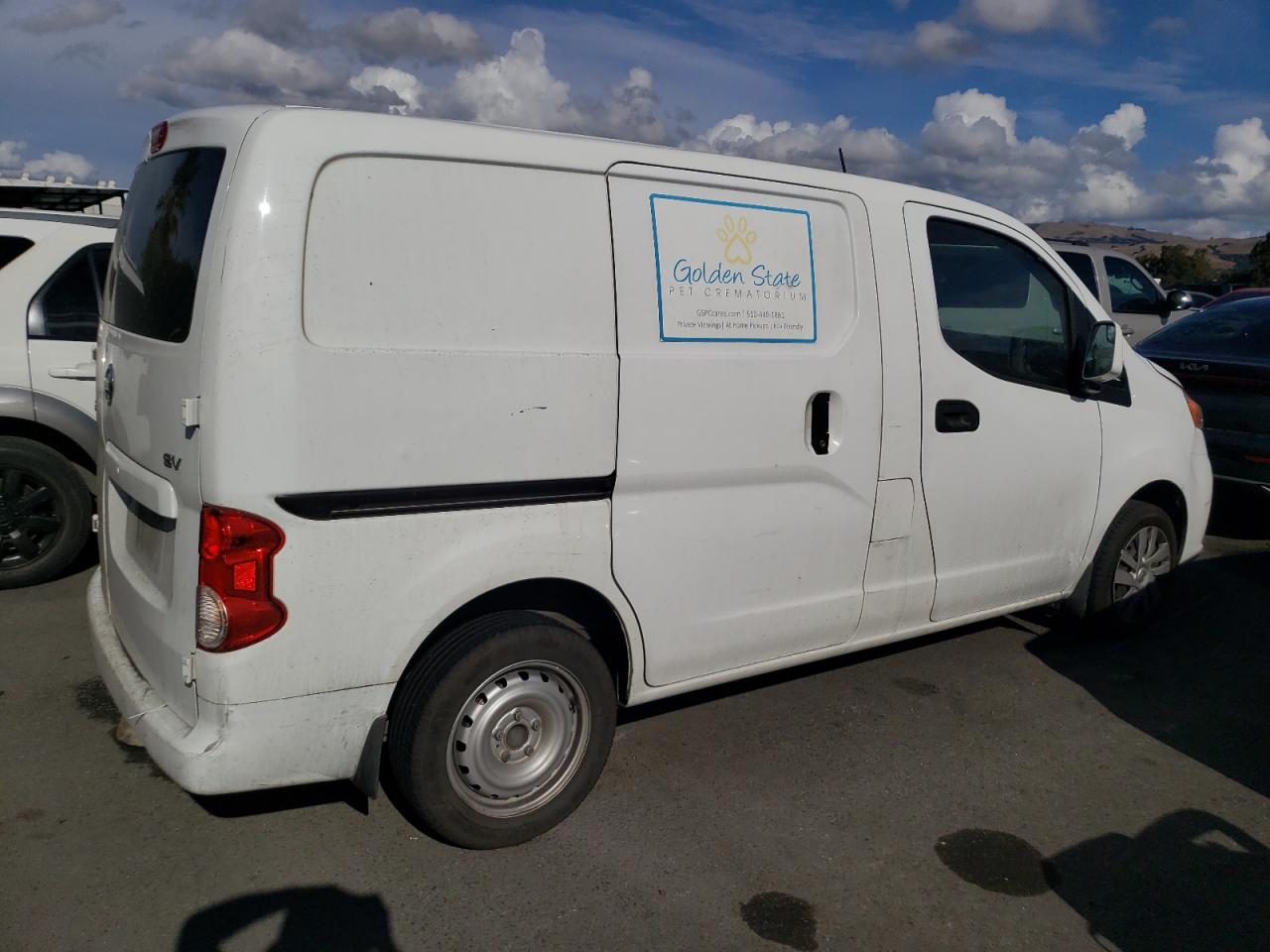 Изображение 3 2015 NISSAN NV200 2.5S 2015 с VIN 3N6CM0KN0FK718687