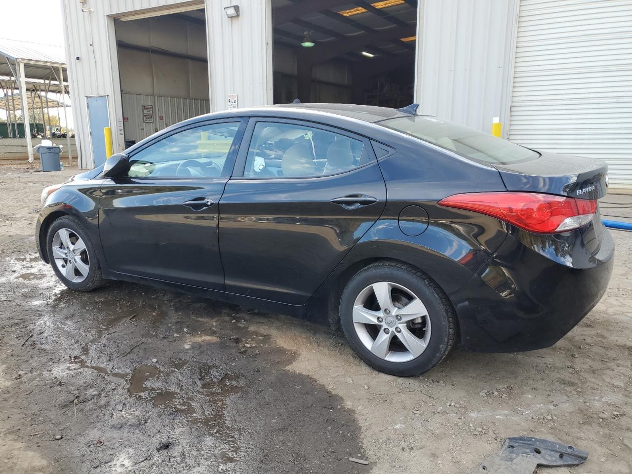 Изображение 2 2013 HYUNDAI ELANTRA GLS 2013 с VIN 5NPDH4AE5DH435665