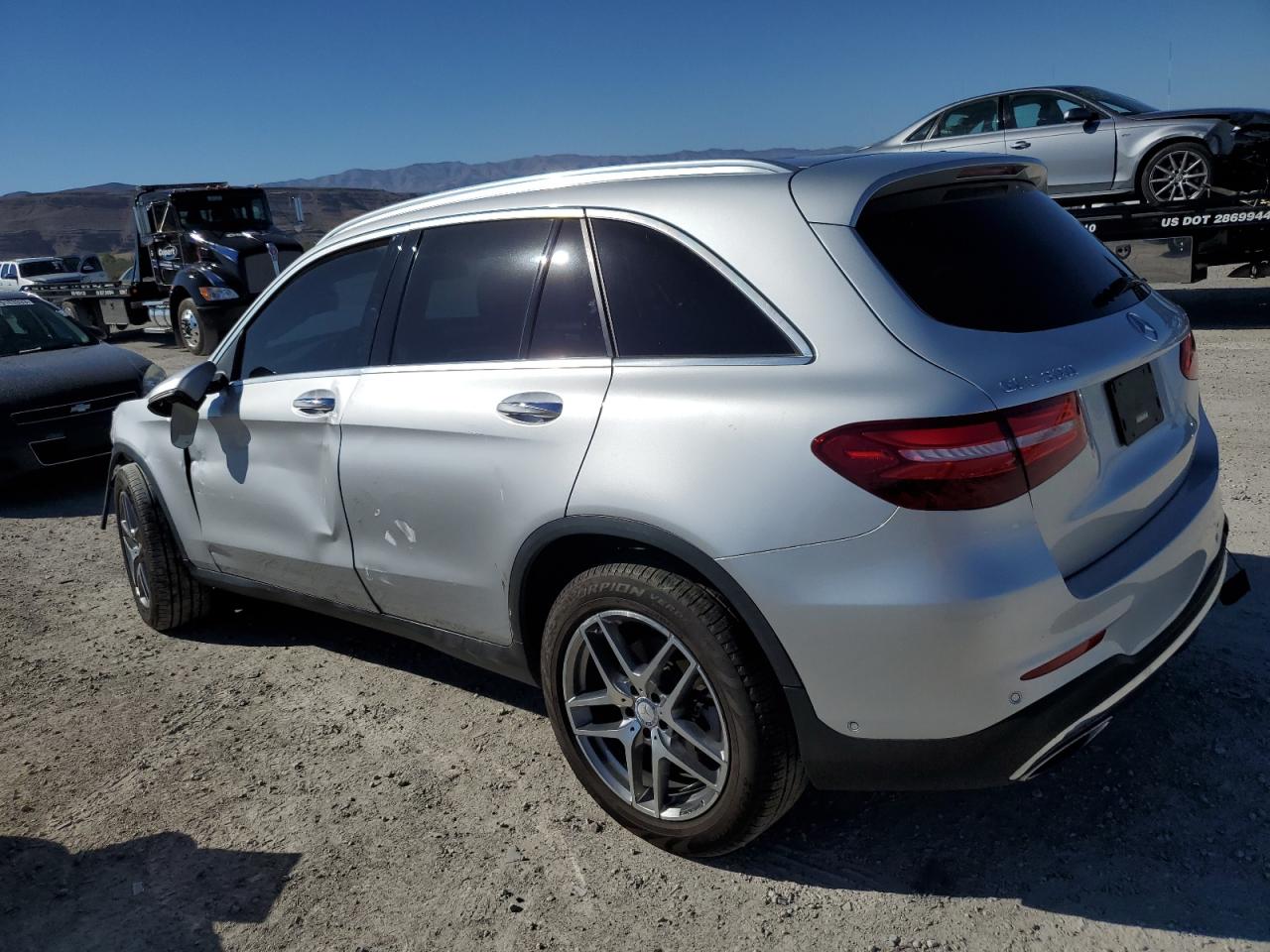 Изображение 2 Mercedes-Benz Glc 300 4Matic 2016 с VIN WDC0G4KB1GF061182