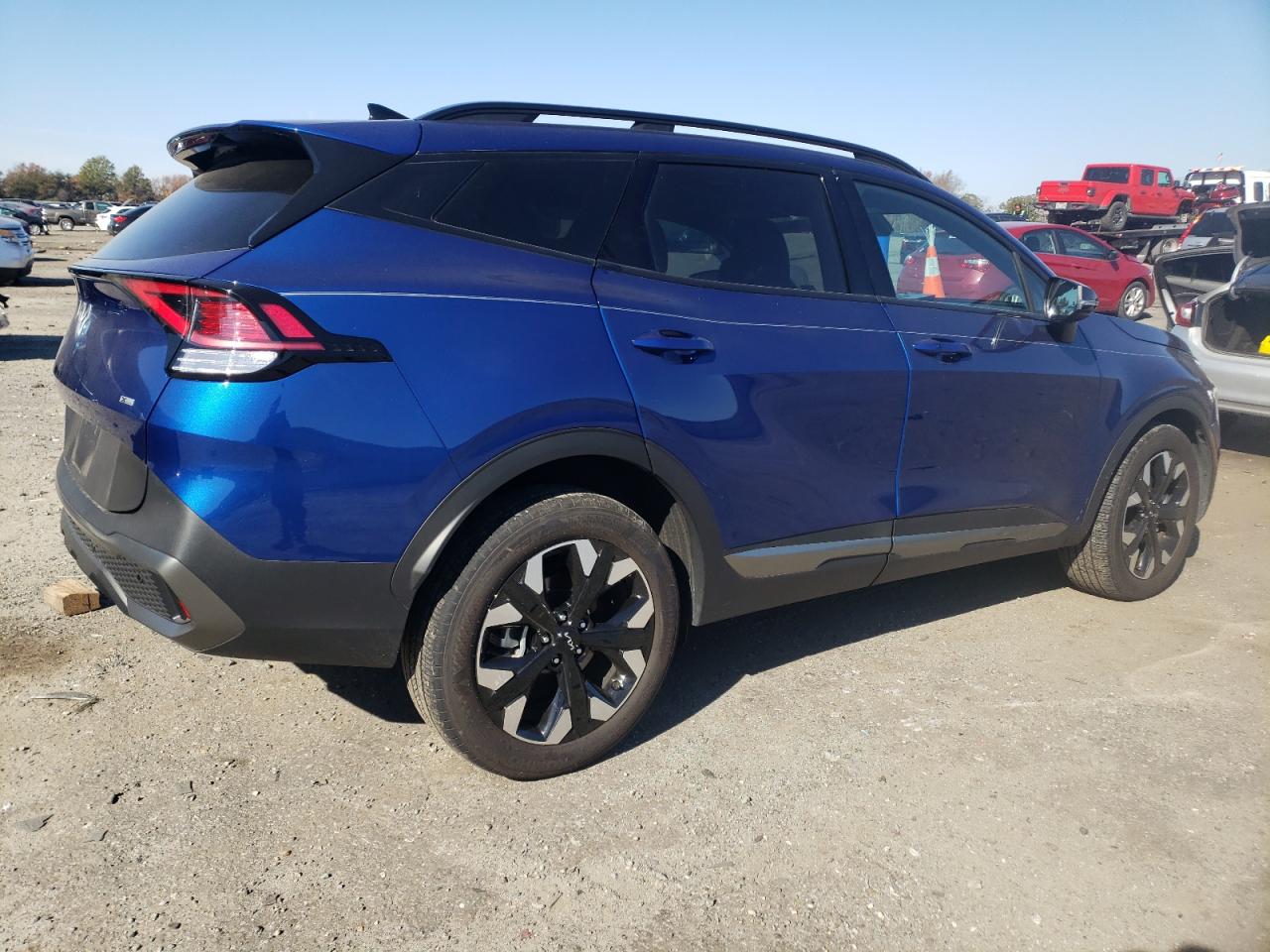 Изображение 3 2023 KIA SPORTAGE X LINE 2023 с VIN 5XYK6CAFXPG097840