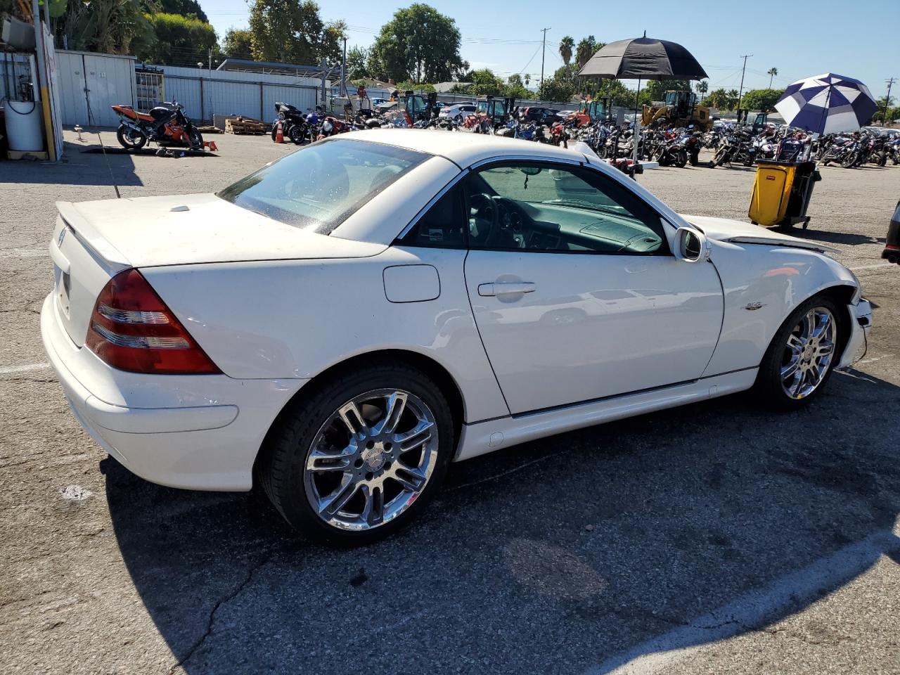 Obraz 3 z 2004 MERCEDES-BENZ SLK 320 2004 z VIN WDBKK65F24F306654