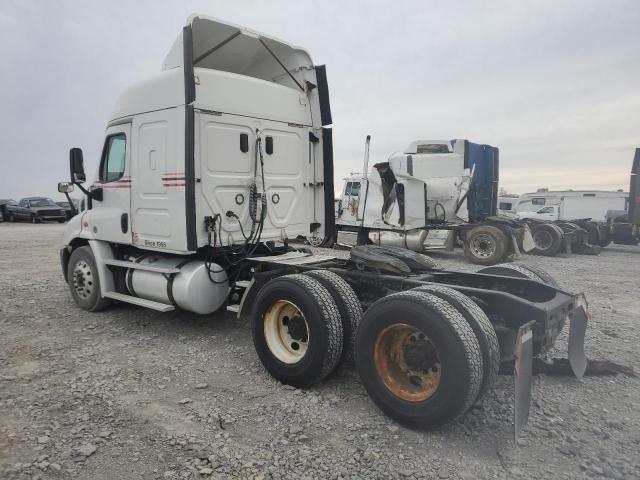 Image 3 of 2017 FREIGHTLINER CASCADIA 113  2017 with VIN 3AKJGHDVXHSHZ2768
