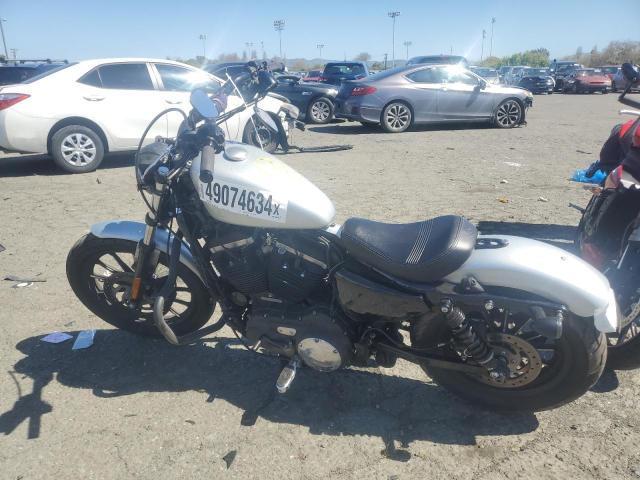Image 3 of 2015 HARLEY-DAVIDSON XL883 IRON 883 2015 with VIN 1HD4LE23XFC429911