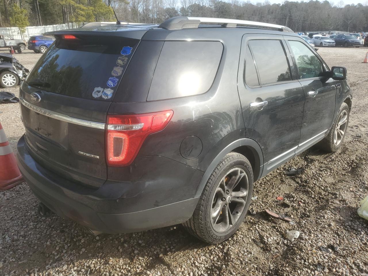 Image 3 of 2014 FORD EXPLORER LIMITED 2014 with VIN 1FM5K7F86EGC49046