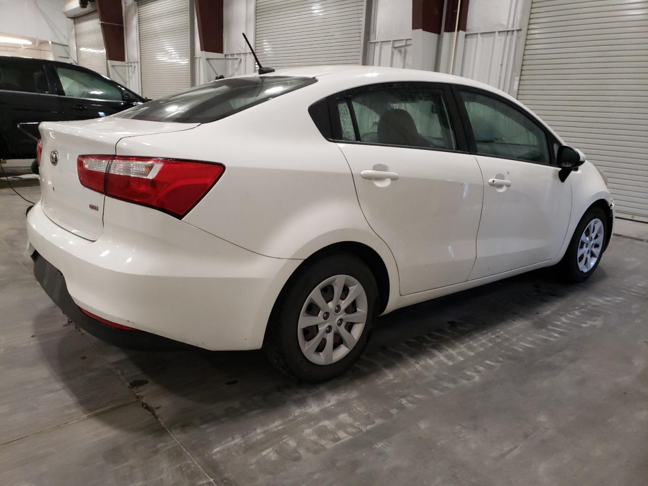 Изображение 3 2017 KIA RIO LX 2017 с VIN KNADM4A31H6008071
