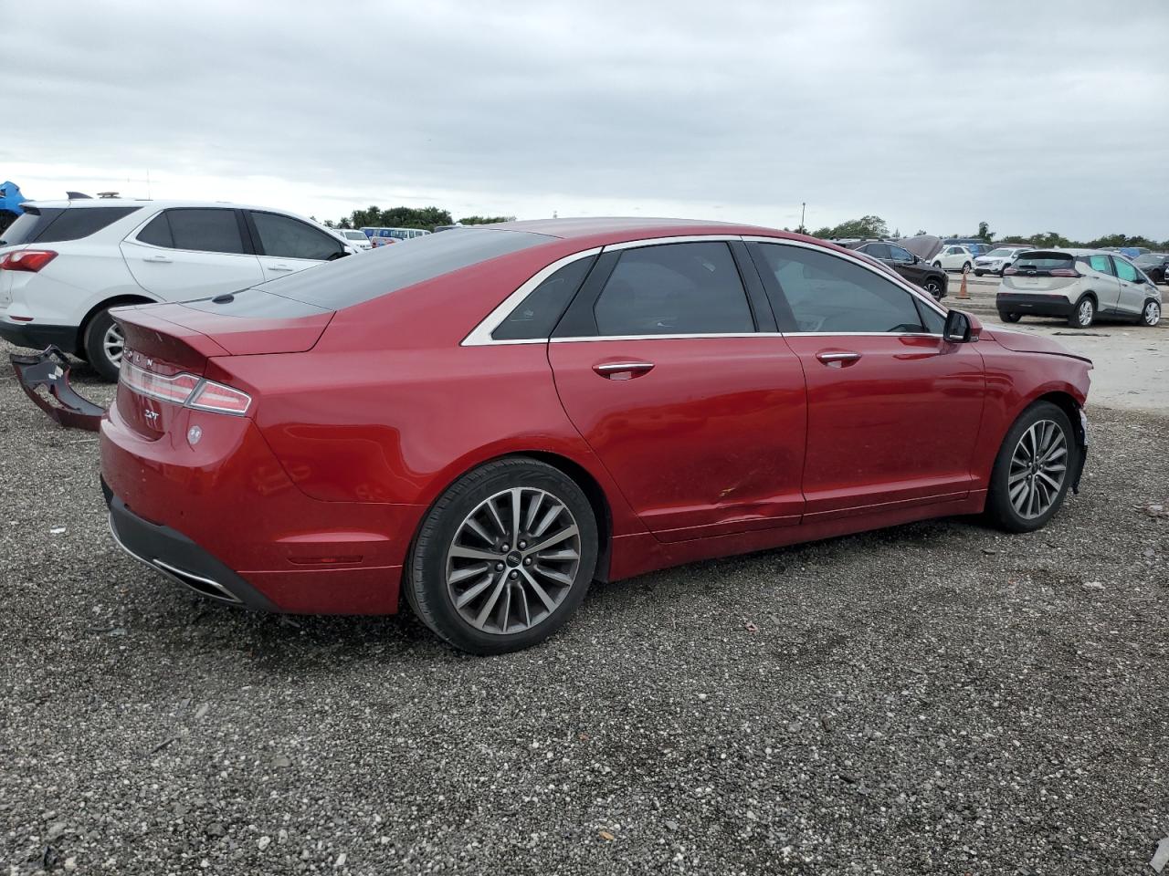 Изображение 3 2017 LINCOLN MKZ PREMIERE 2017 с VIN 3LN6L5A94HR627920