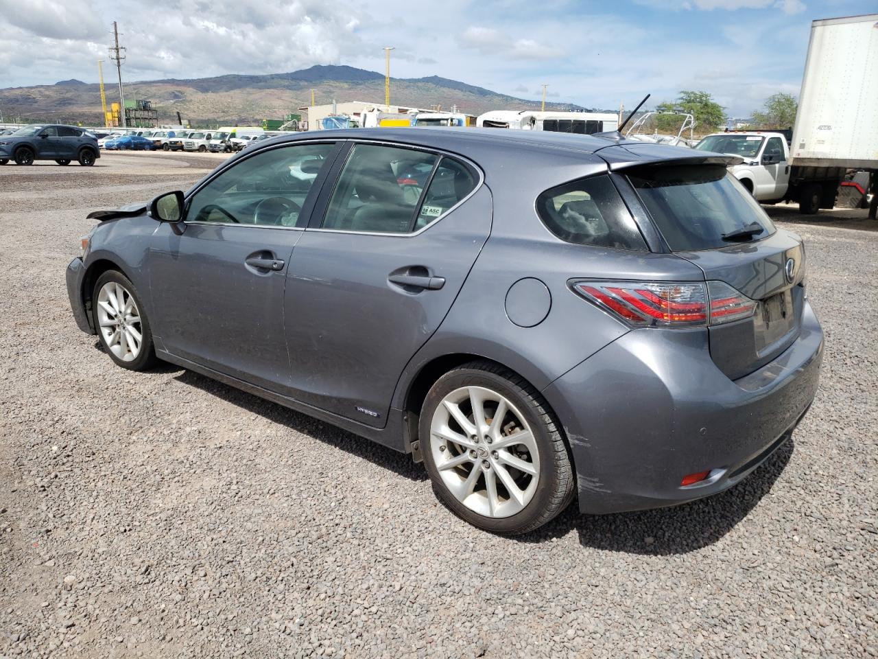 Изображение 2 2013 LEXUS CT 200 2013 с VIN JTHKD5BH1D2169594
