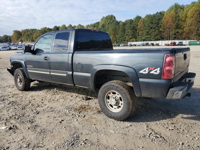 Image 2 of 2003 CHEVROLET SILVERADO K2500 HEAVY DUTY 2003 with VIN 1GCHK29U03E200737