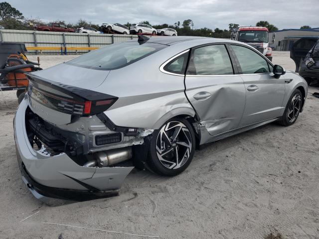 Obraz 3 z 2024 HYUNDAI SONATA SEL 2024 z VIN KMHL14JA3RA355109