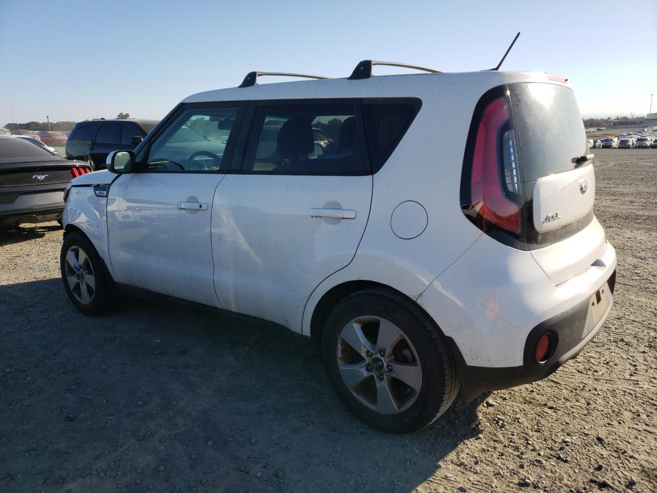 Image 2 of 2018 KIA SOUL  2018 with VIN KNDJN2A25J7586883